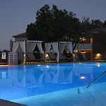 Aligis 4*