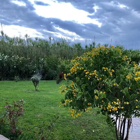Aligis Apartmanhotel Kateliósz