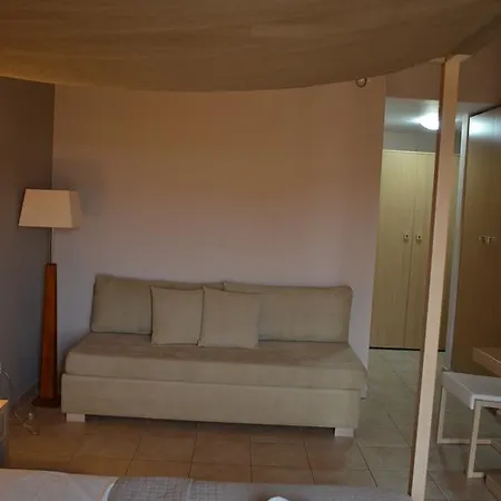 Aligis شقة فندقية كاتيليوس